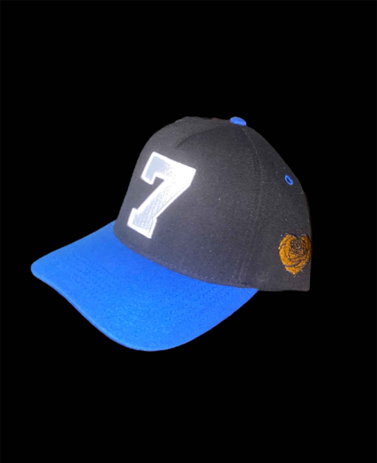 BLACK & BLUE SE7EN SNAPBACK