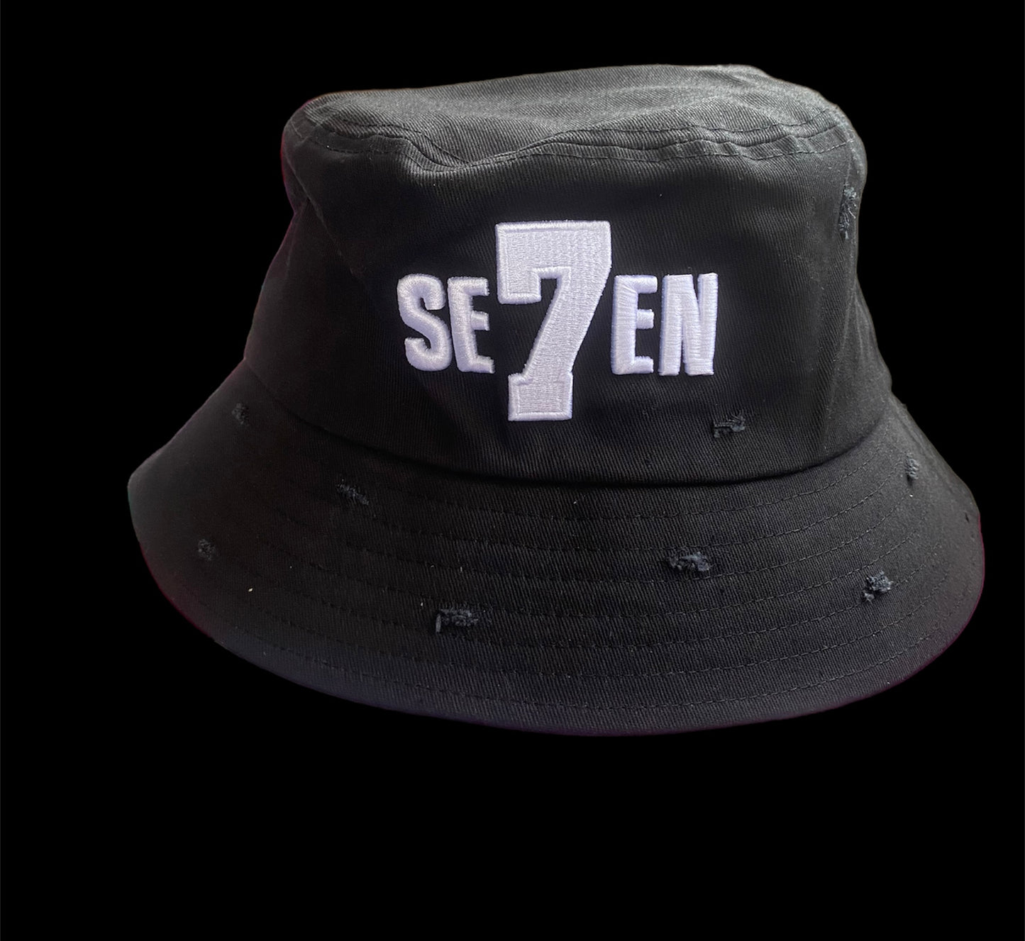 BLACK SE7EN BUCKETS